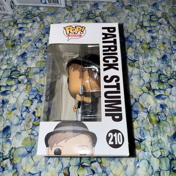 Funko Pop! Patrick Stump - Fall Out Boy Vinyl Figure - Picture 2 of 6